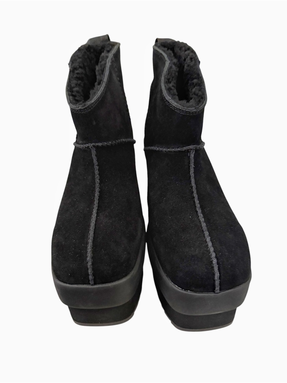 NWT UGG New heights Black Platform Ankle Boot retail $189 - Picture 2 of 4
